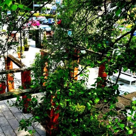 Lord Bagenal Отель