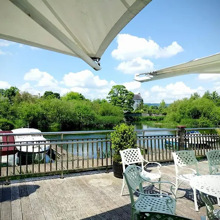 Отель Lord Bagenal